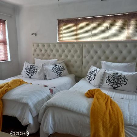Turning Point Bed & Breakfast Fokváros Kültér fotó