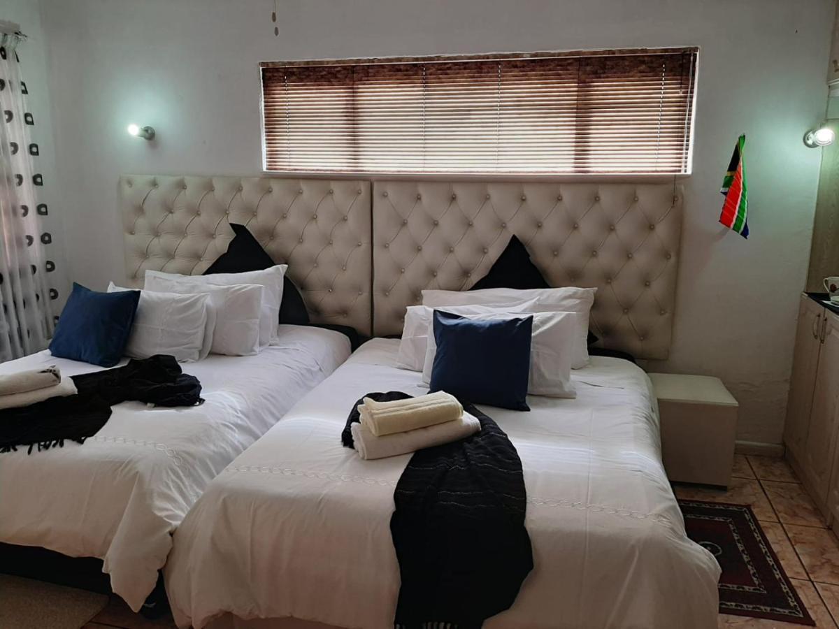 Turning Point Bed & Breakfast Fokváros Kültér fotó